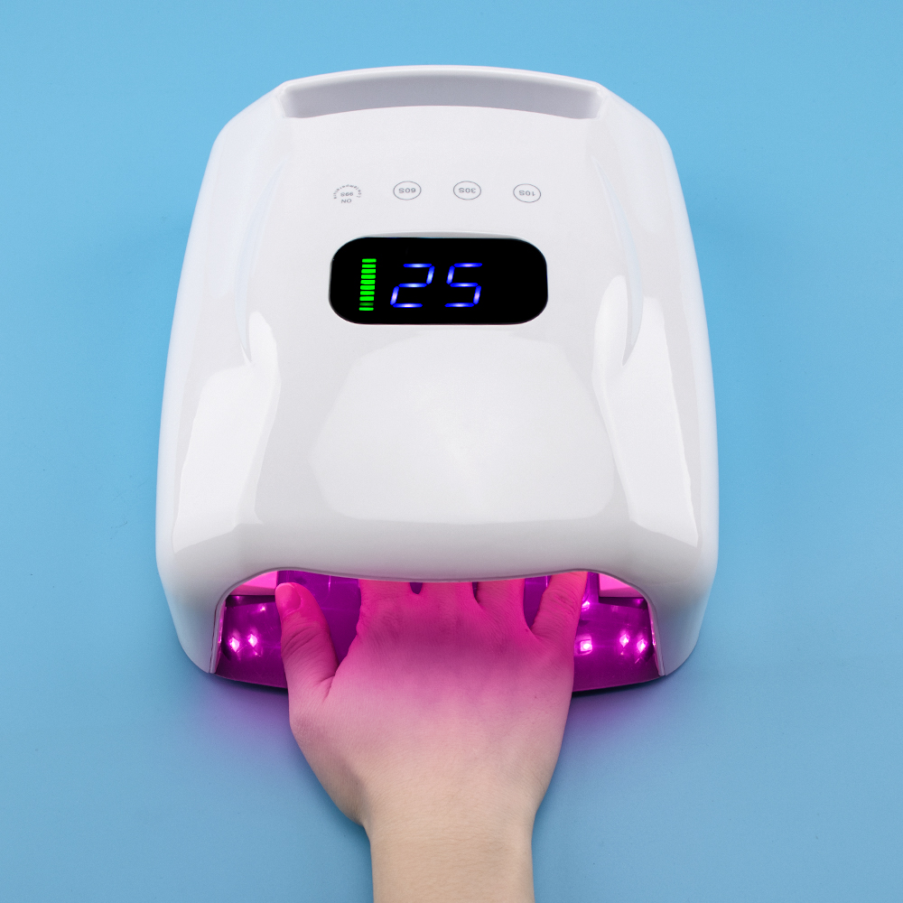 Nuova lampada per unghie UV a  - Uv Nail Lamp recensione e prezzo